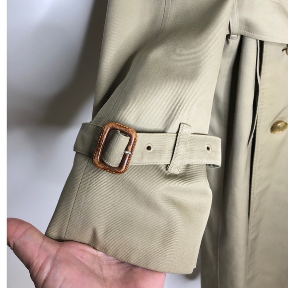 Burberrys Vintage Trench Coat - 46 Regular - Picture 5 of 16